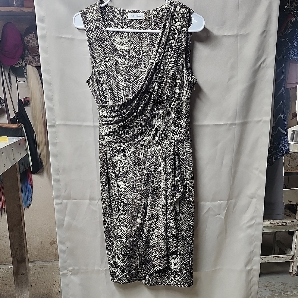 Calvin Klein Womens Green Snakeprint Dress Size 2